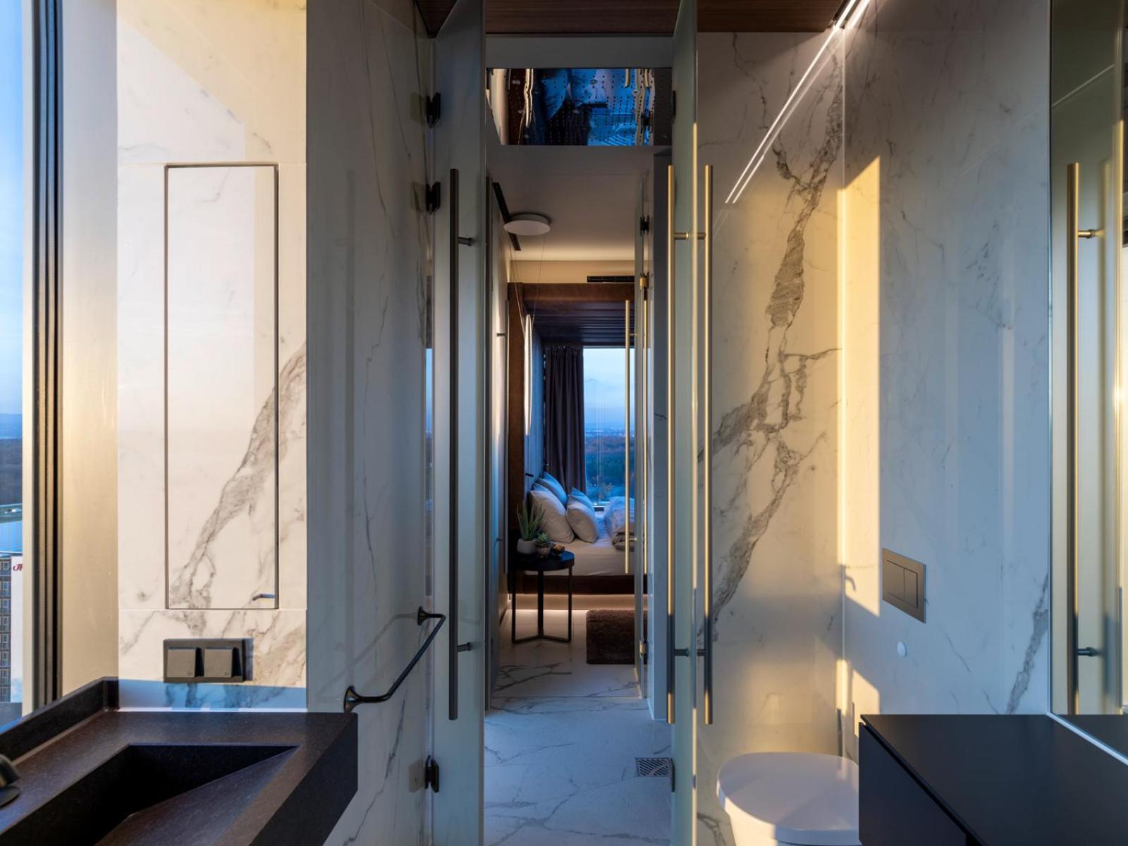 B'Mine Hotel Frankfurt Airport Франкфурт-на-Майні Екстер'єр фото